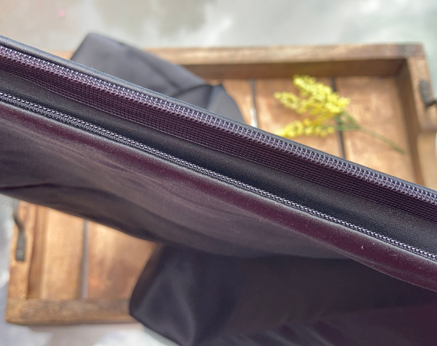 100% Mulberry Silk Gift Box - Black